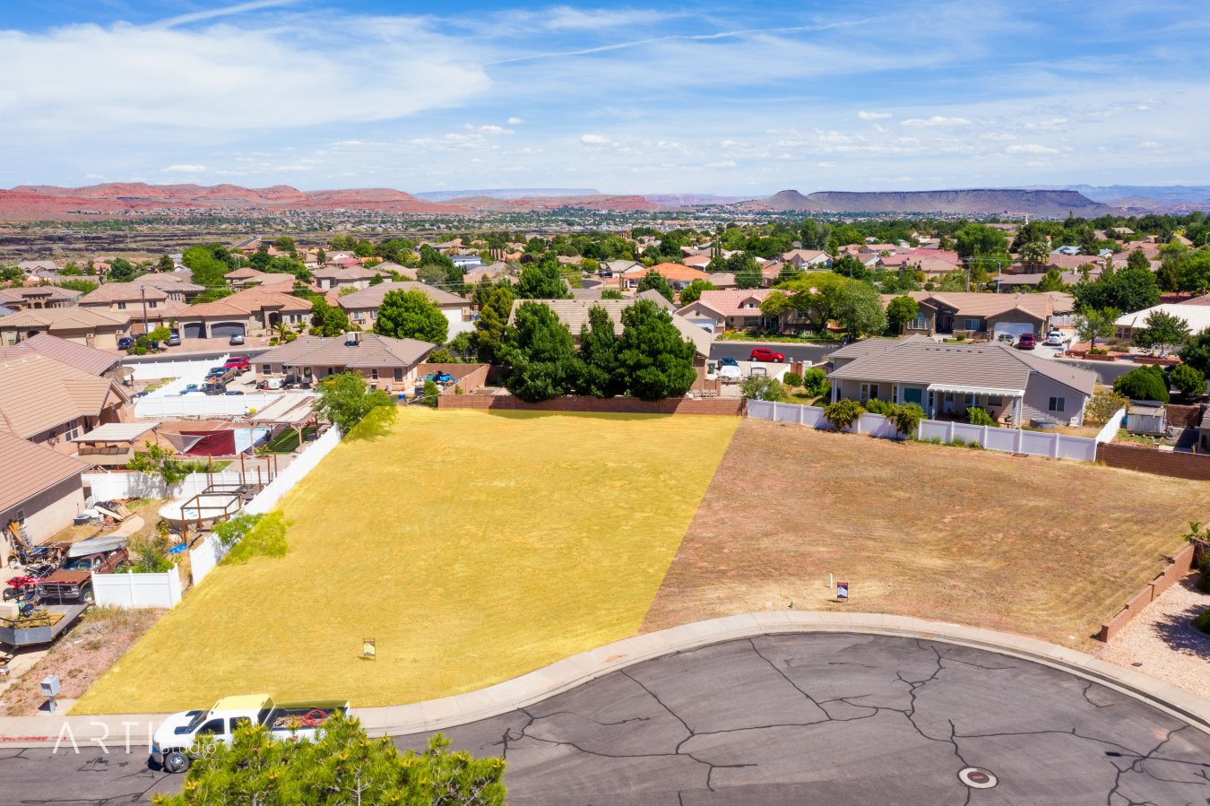 40517 Why get just one when you can have two? This lot and the one next door are both available! Seller will consider discounting if you purchase both lots. This beautiful Santa Clara lot in a quiet cul de sac has utilities stubbed to the lot. Tax record says expansive soils; a current soils report will be available at the end of May. Washington county water conservancy fees have been paid! Buyer to verify all information.