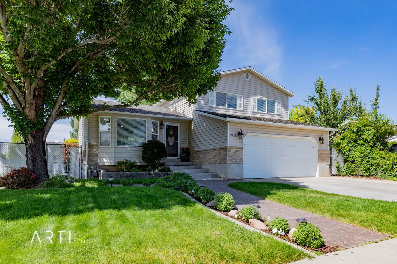 You are going to love this big, beautiful corner lot, nestled in a lovely neighborhood, at the edge of Spanish Fork Canyon! This home opens into a gorgeous and modern farmhouse entryway, newly renovated kitchen with a hand-cut 9ft x 4ft granite island for an extended dining and entertaining area. The connecting floor has an expansive great room. There is a 2 car garage with ample carport parking. This huge backyard is a dream with mature trees, landscaping, shed and a playhouse. Just minutes away from the Spanish Fork Reservoir, Spanish Oaks Golf Course, Parks, River Bottoms walking/biking trails, hiking in the canyon, 2 dog parks, and excellent shopping and dining. This gorgeous home is a must-see.
