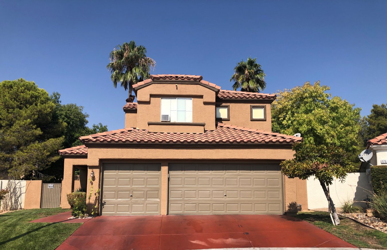 42894 Gated Ascot Park in Peccole Ranch with 4 True Bedrooms, 3 Car Garages, Pool & Spa w/ fencing, Gazebo, New
Paint both inside & out! Newer Flooring and