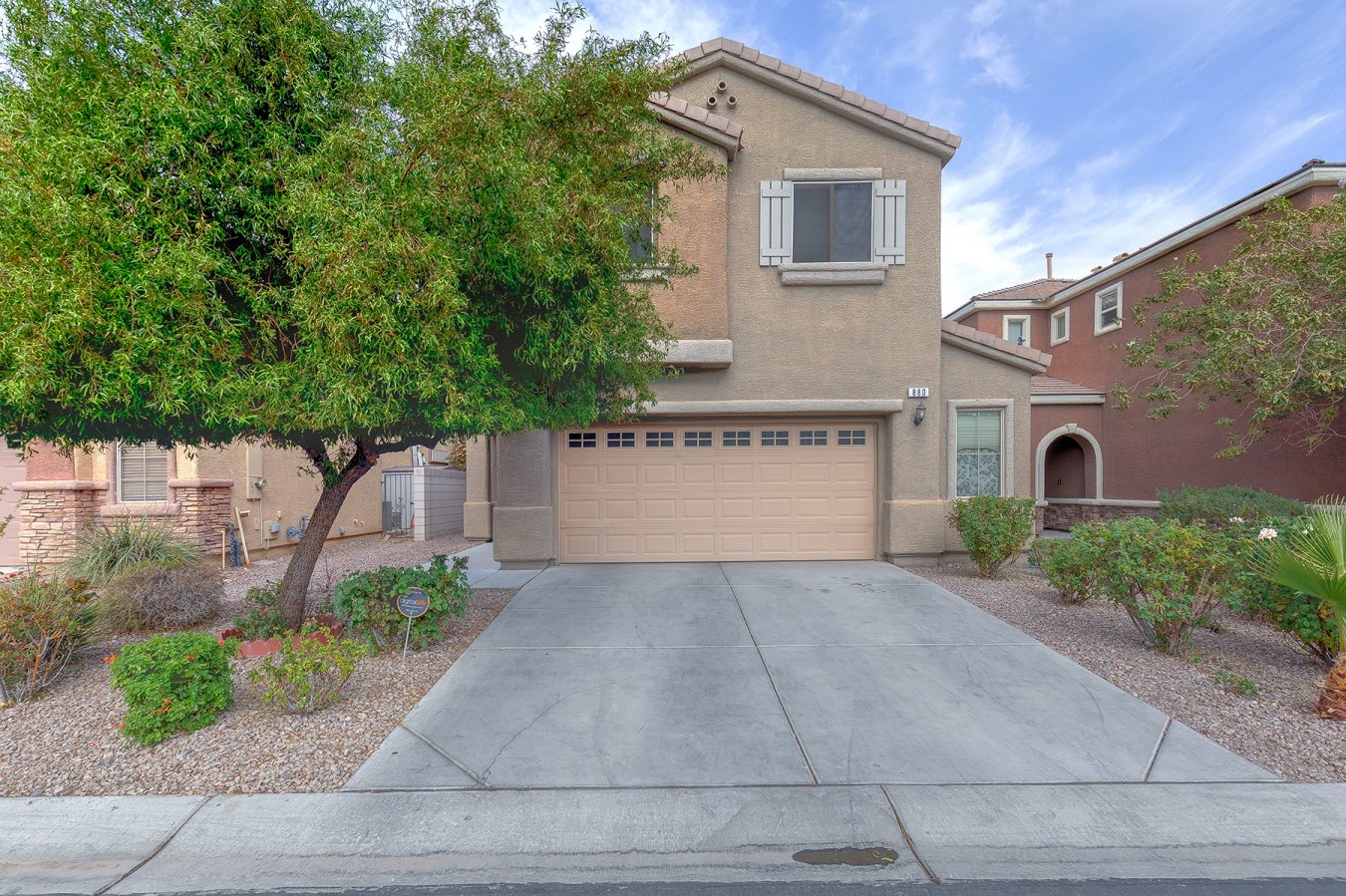 44274 This is a great 5 bedroom with a sizeable great room and separate dining room. It also has a 2 1/2 car garage for extra storage space. There is a nice covered patio to enjoy evenings under. The downstairs is tiled. Chandeliers do not convey.