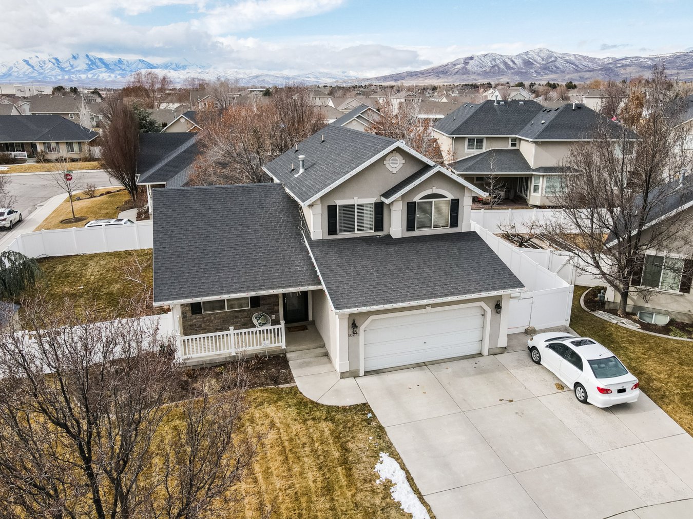 45985 This light and bright Cedar Hills home is well laid out with five bed/3.5 baths. Nestled in a quiet cul de sac close to parks, the Cedar Hills golf course, the Murdock trail for biking and running, close to Lone Peak High school, American Fork Hospital, American Fork Canyon, and just 10 minutes from Silicon Slopes! Interior features include updated kitchen and bathrooms, newer flooring, freshly painted, and updated lighting. Ample storage areas in the home and garage. Exterior features include a nice sized outdoor shed, and a large RV parking area