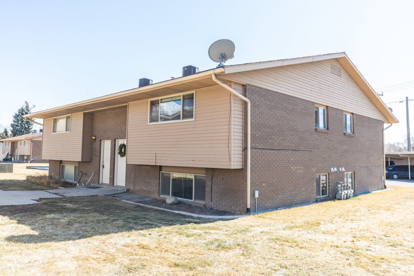 46706 This is a great find! A two-level condo in a price range not seen very often these days.
This property features a kitchen that is open to the living room and has been updated with white cabinets, new hardware, and the refrigerator included with the purchase. Newer carpet and flooring. Extra storage is located in the assigned covered parking stall.
It is conveniently located in the heart of American Fork, close to schools, freeway access, and shopping.
Due to HOA requirements, NO FHA offers are allowed. Showings ONLY available on Saturday, March 6. There will be an Open House that day from 11-2 pm. Offers will be accepted until 3 pm on Monday, March 8th.
Please be advised that offers that include proof of funds with waived due diligence and appraisal will be taken seriously.