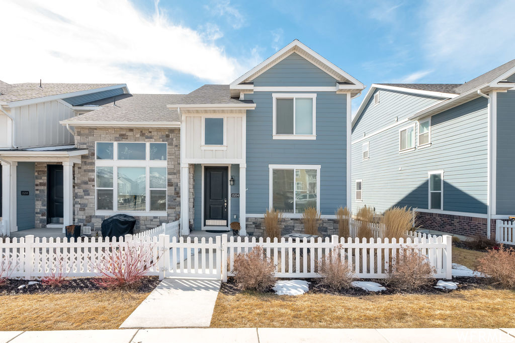 47011 OFFERS WILL BE REVIEWED MONDAY MARCH 8TH BY 6PM! Beautiful newer end unit townhome in heart of Herriman! Kitchen showcases quartz counters, upgraded/extended cabinet height, stainless steel appliances (including sink), and gas range/stove. Master bedroom features vaulted ceilings, barn door entry into master bath that has separate tub / marble shower, adult height vanity, and walk-in closet. Upgraded light fixtures, ceiling fans, and water softener also stay in home! Nest thermostat and camera stays with the home as well! Plenty of storage in basement and attached 2 car garage. This amazing townhome will not last long! Square footage figures are provided as a courtesy estimate only. Buyer is advised to obtain an independent measurement.