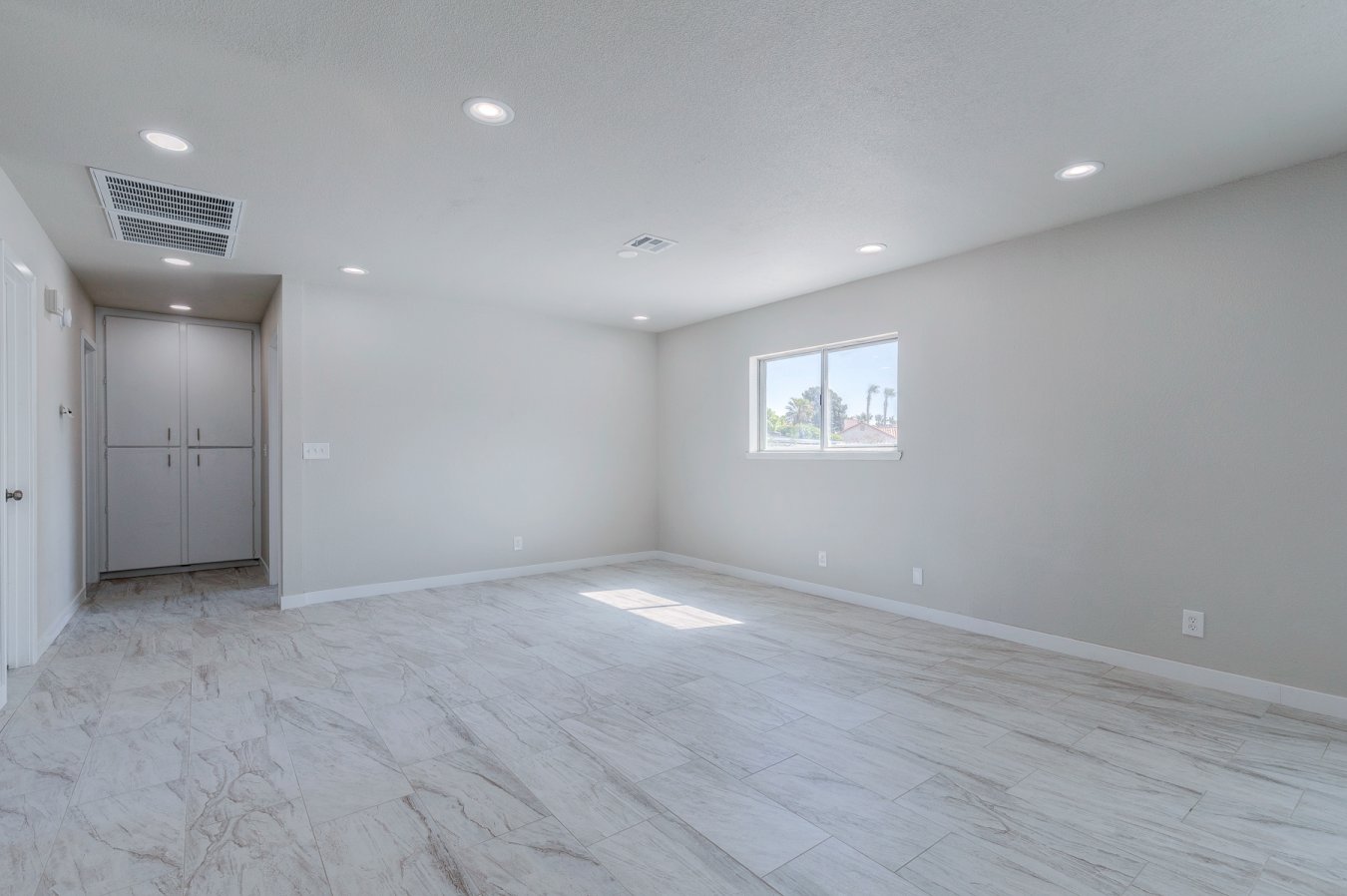 4000 San Mateo Street