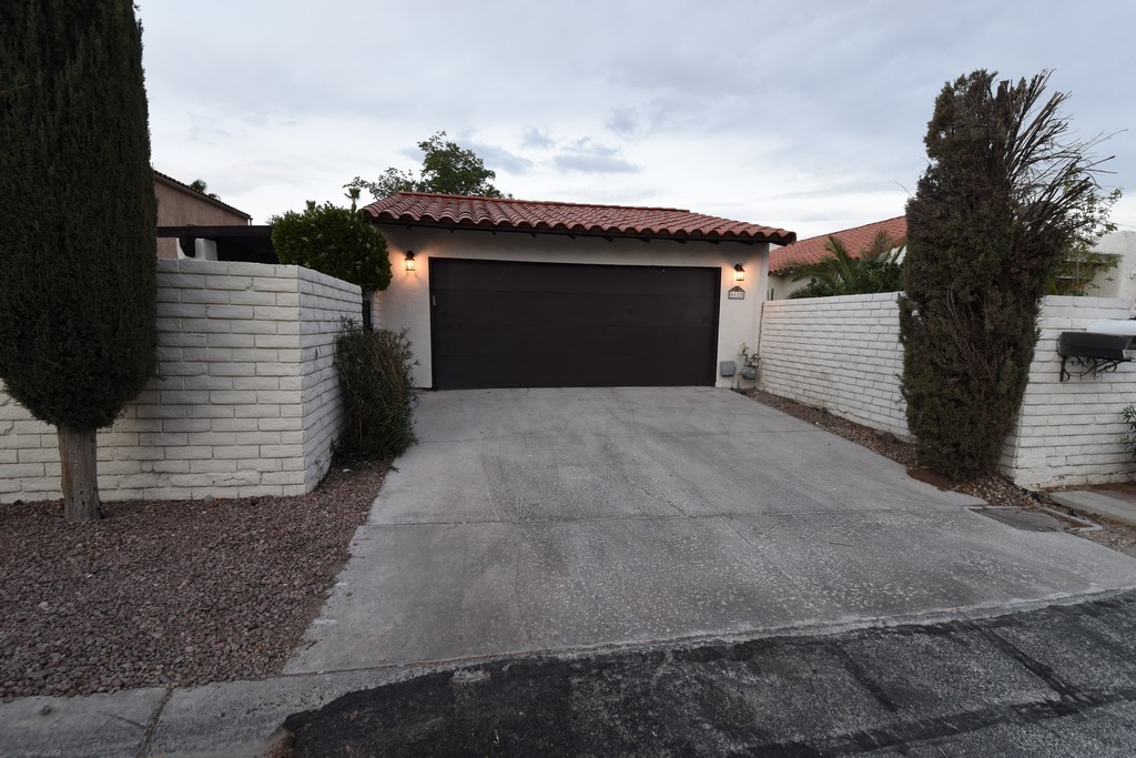 48869 Fabulous hidden Tennis Community. Beautifully updated 2 BR 2 BA home in a wonderful gated community in Central Las Vegas. New flooring throughout. Just painted inside and out. Gorgeous kitchen with new quartz countertops, new stainless steel appliances, loads of cabinets and fantastic breakfast bar. Cozy family room with vaulted ceilings and fireplace. Rolladen shutters on all windows and sliding doors. 2 Car Garage. Centrally located and near shopping and schools. Only a short 10 minute drive to the Fabulous Las Vegas Strip. Hurry this one won't last long.