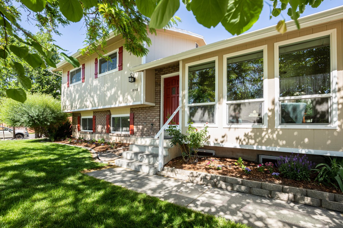 49428 Come see this light and bright Orem home that is well laid out with five bed/3 baths. Located in a highly desired neighborhood on a corner lot. Close to great schools, parks, and the Murdock trail for biking and running. Interior features include big open areas, newer A/C/furnace, new roof, newer water heater, and updated windows. Ample storage areas in the home and garage. Exterior features include a large yard with privacy fence, RV parking, fruit trees, mature trees to provide shade, and planter-box garden. No showings will be allowed until Friday June 11th. Square footage figures are provided as a courtesy estimate only and were obtained from county records and appraisal. The buyer is advised to obtain an independent measurement.