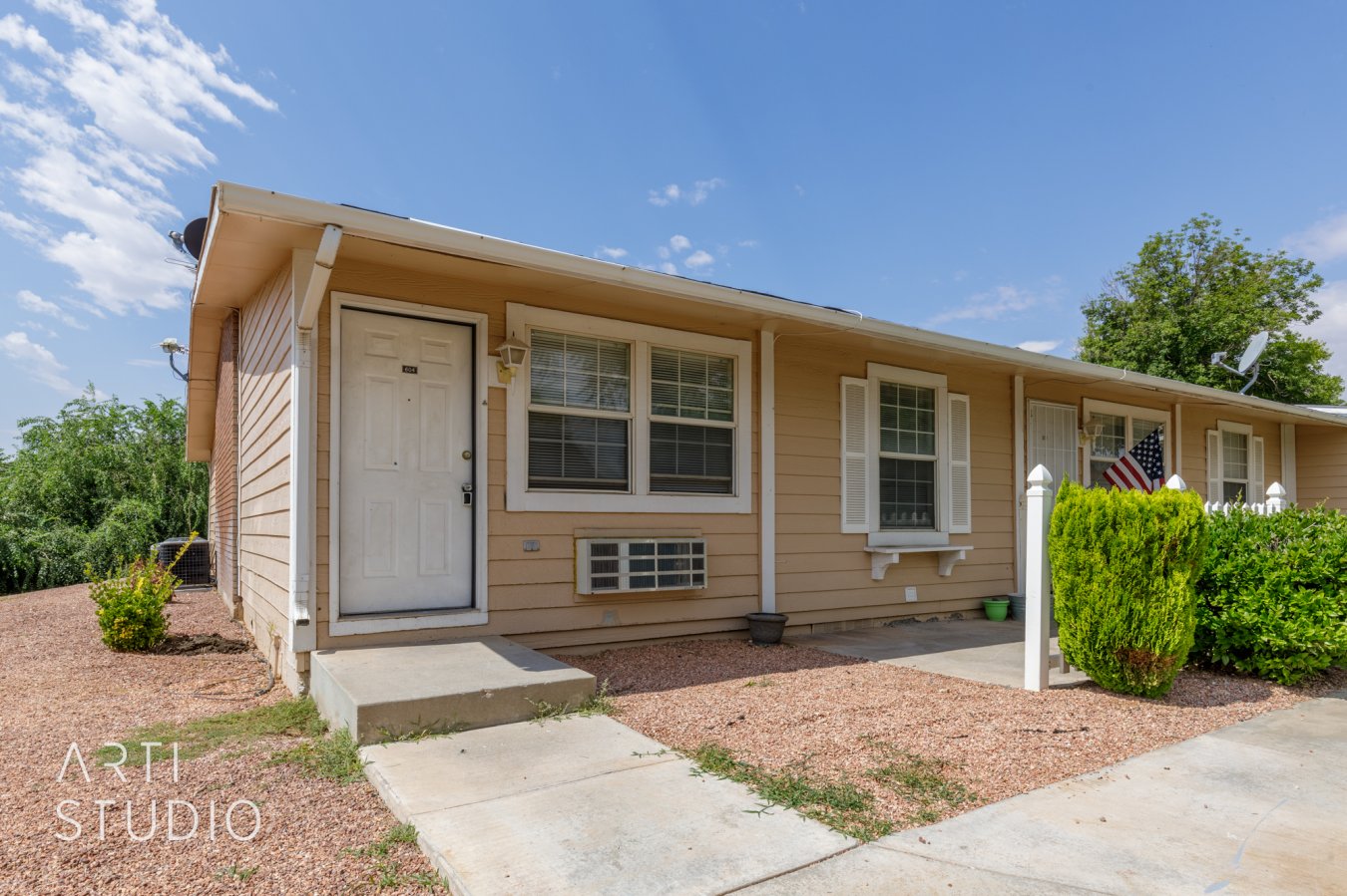 51409 This cute affordable Spring Tree Gardens Condo is move in ready and waiting for you! With an open flooring plan and single level living, it wont last long.