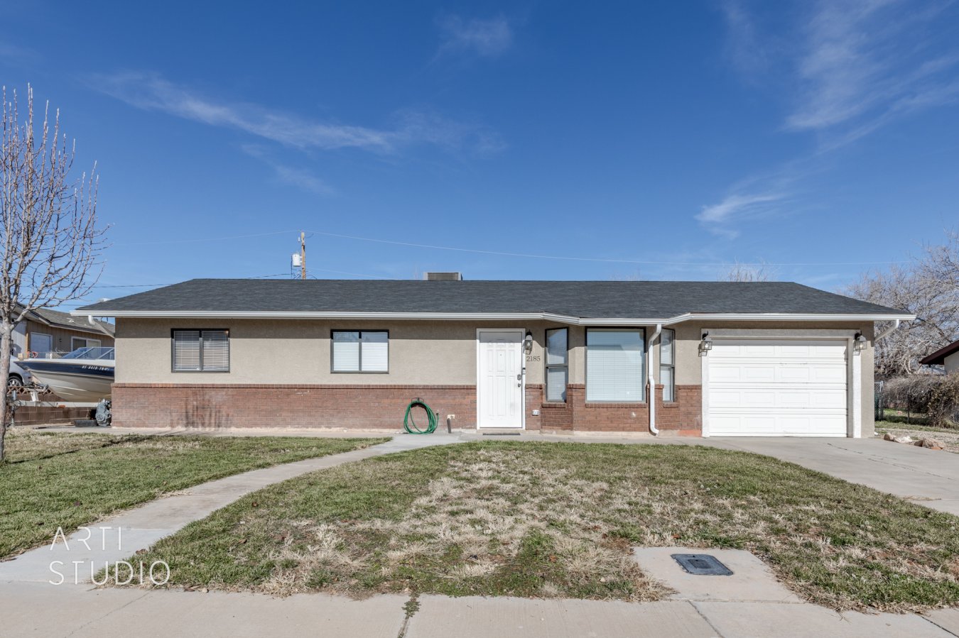 54078 Location, location, location!
This well cared for home is situated perfectly with easy access to shopping and amenities. The well laid out floorplan boasts three bedrooms and two bathrooms with a generous living space. The large backyard provides ample space for outdoor entertainment, activities, and RV Parking. Plus, the A/C is brand new! Ring doorbell excluded from sale.