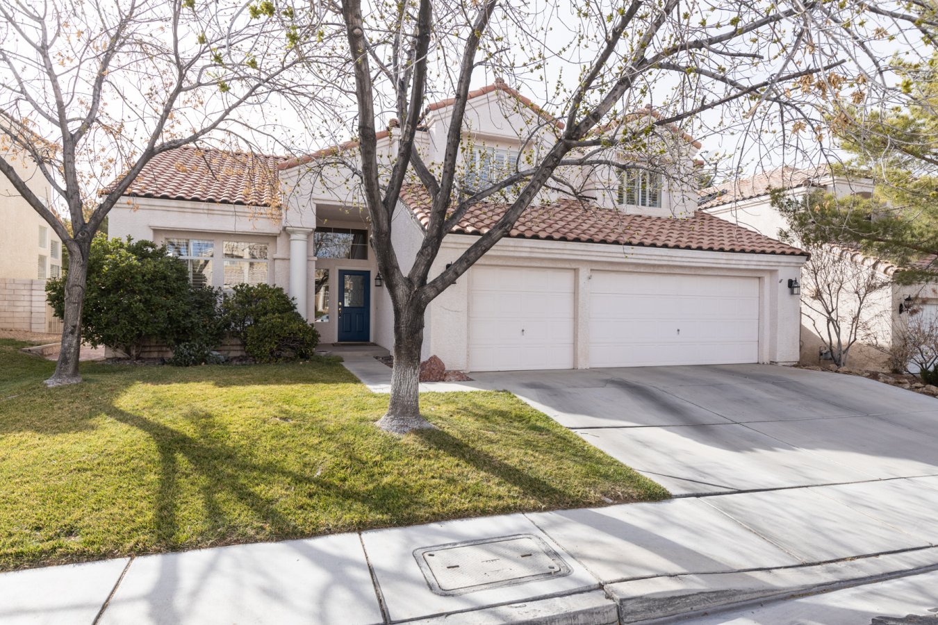 No need to look any further, this is it! This move in ready home with 1st floor master bedroom is located in the much desired area of Green Valley South in Henderson. Walking in you will be wowed by the vaulted ceilings and wide open spaces. Formal living and dining room provide a great spot for those holiday dinners. The kitchen is spacious with stainless appliances, double ovens, granite and area for barstools. The 1st floor master is huge with sitting area, vaulted ceilings, 2 way fpl and glass doors to the backyard. The master bath has been updated with 2 sinks, clawfoot tub and wainscoting. Upstairs you will find 2 bedrooms plus another updated bathroom. You will also enjoy a large office upstairs with glass double doors and built ins. Back downstairs, go out your 8 ft Anderson sliders in the family room (with another fpl) and you will find the backyard is set up perfectly for entertaining with built in grill, covered patio and plenty of grass for the kids or dog