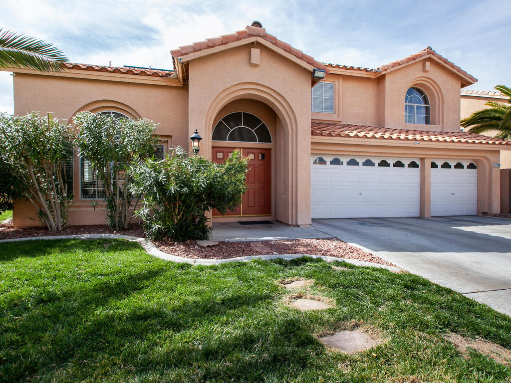 Gorgeous 5 bedroom home on corner lot. American West 3,215 floor plan offers a formal living room and dining room. Kitchen has lots of cabinets and eat-in kitchen area. Huge family room with vaulted ceilings, fireplace and wet bar. Private bedroom and 3/4 bath downstairs. Fabulous master bedroom and on suite with garden tub and separate shower. 3 additional bedrooms and full bath upstairs. Covered patio, shed, solar panels and more. NO HOA!!