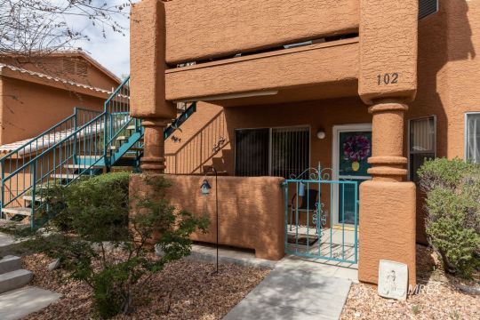 56867 Winter Getaway or year round sunshine. Large 1192 sf main floor unit, immaculately maintained.