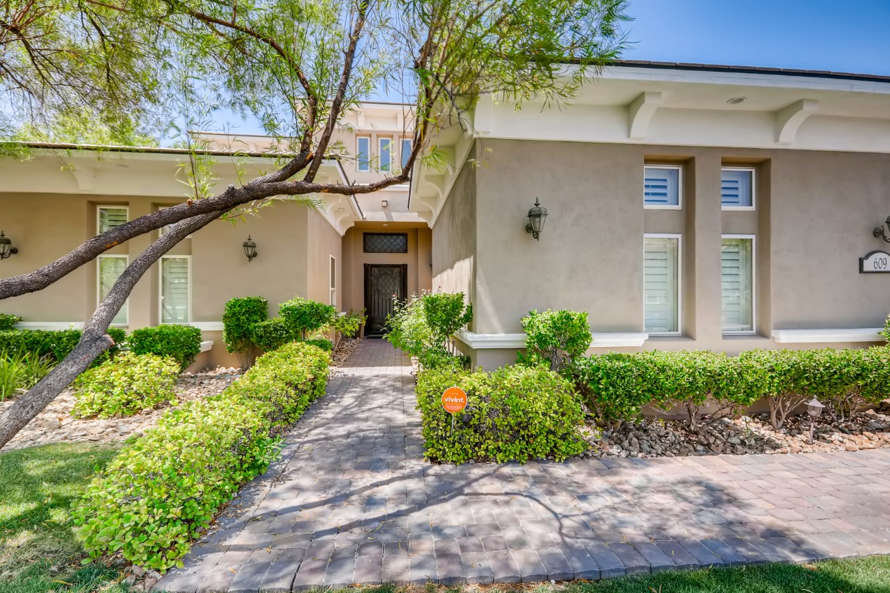 609 Hermosa Canyon Drive