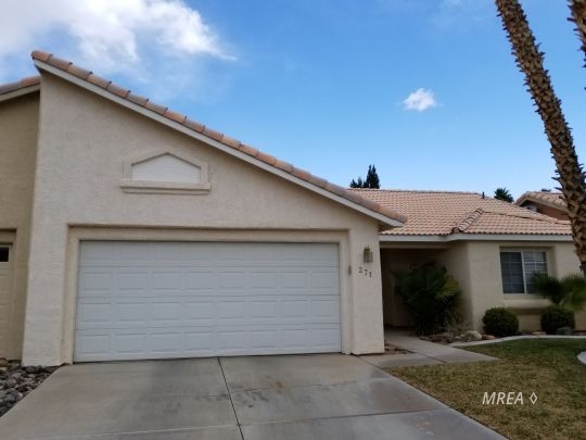 57907 1127 sq ft - 2 bedroom - 2 bath town home with 2 car garage with low HOA.