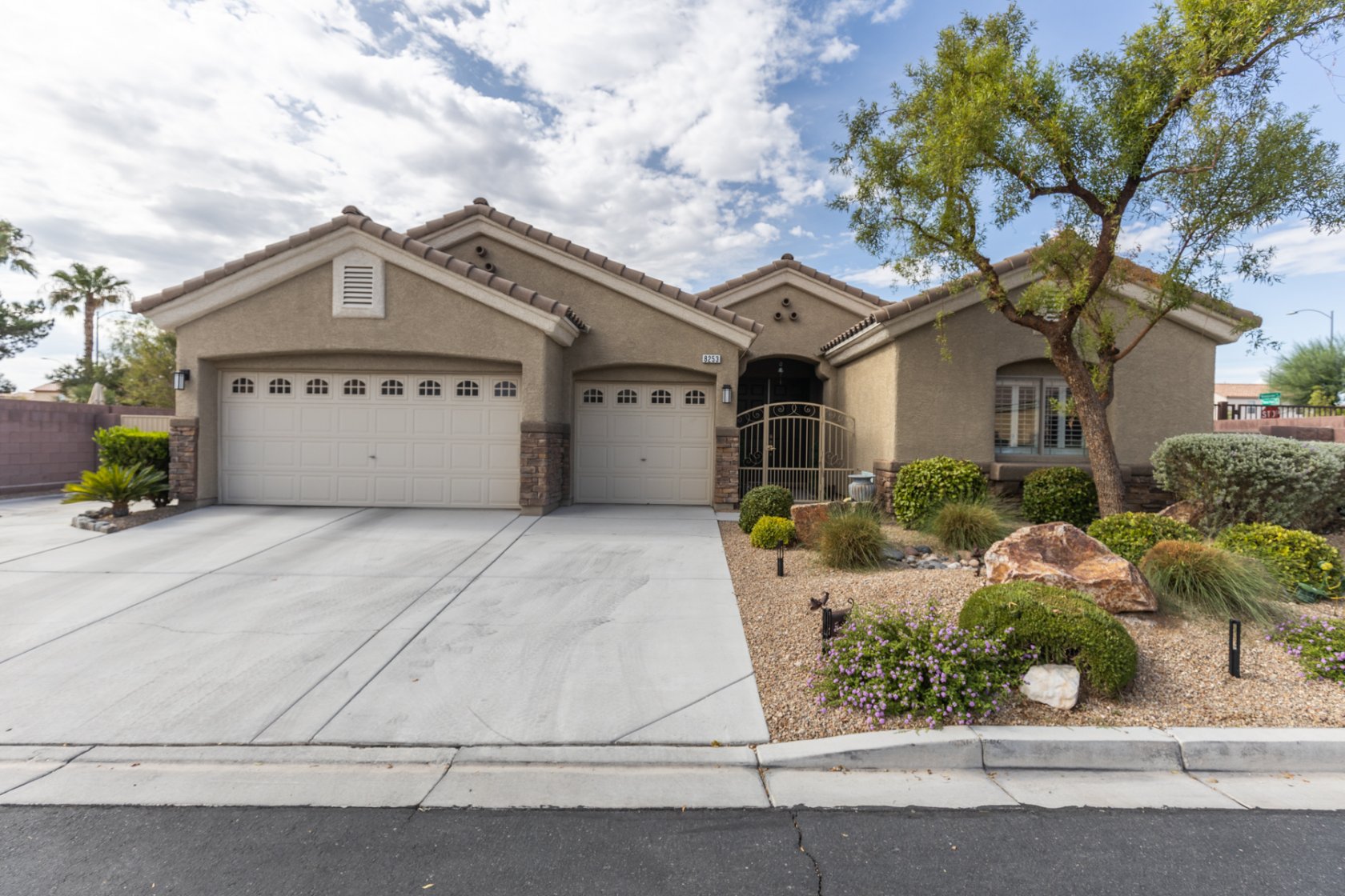 8253 Bowman Woods Circle