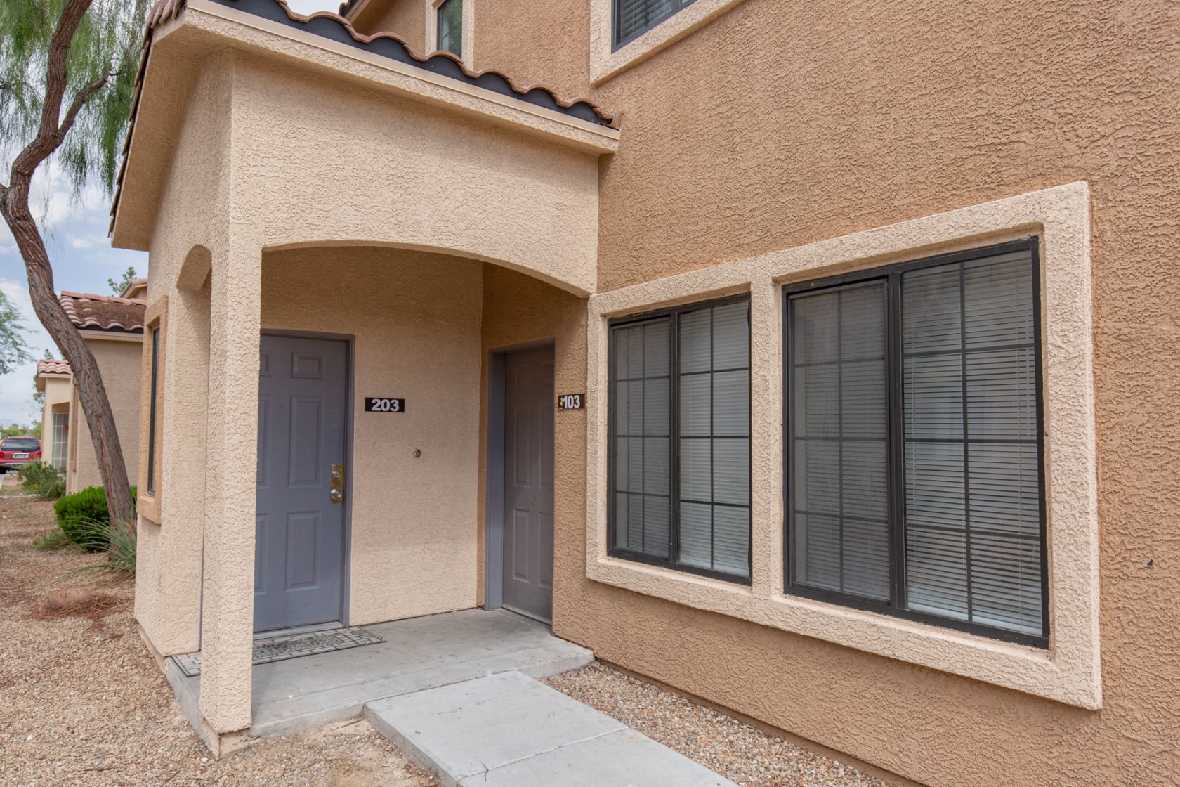 2131 Hussium Hills St #203