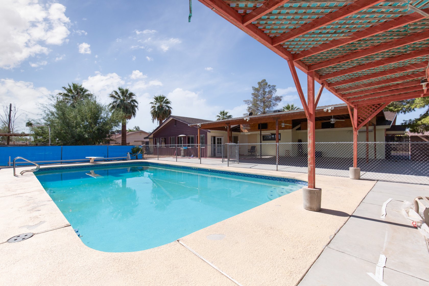 1334 Comstock Dr
