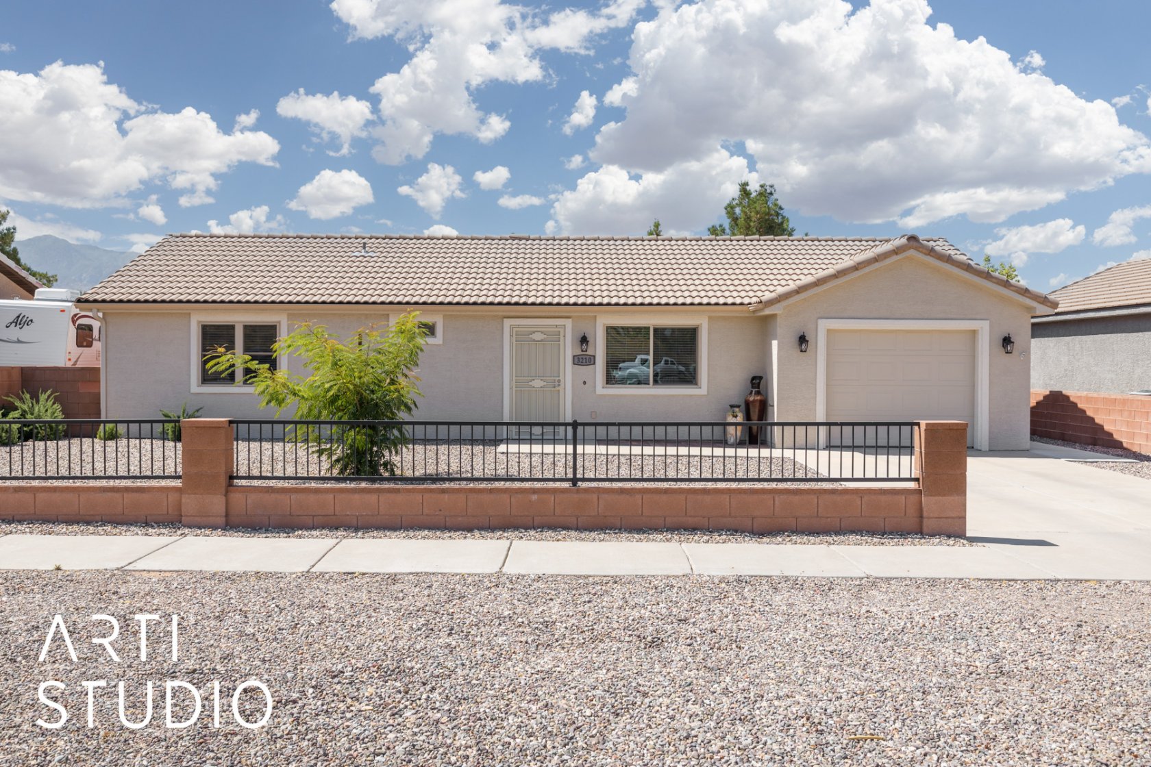3210 E Cimarron Drive