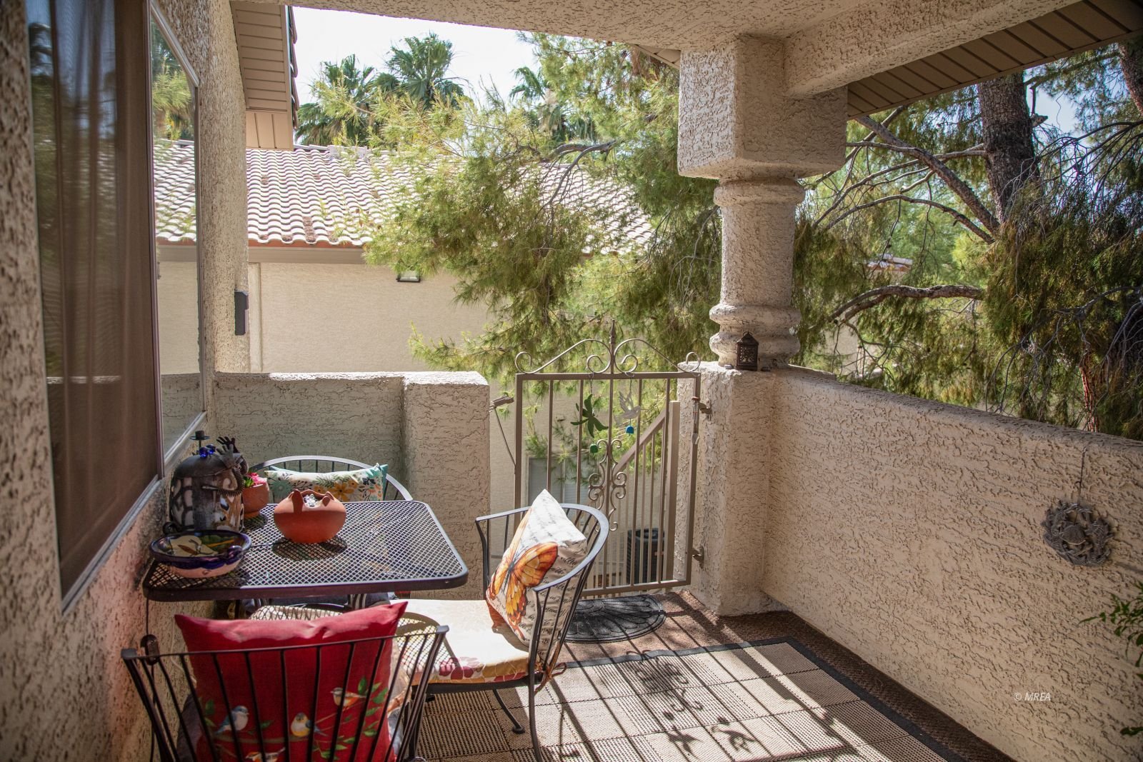 421 Mesa Blvd #201