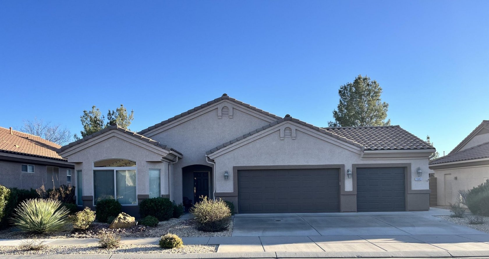 1643 W Sunstar 