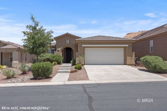 255 Prestwick Ct