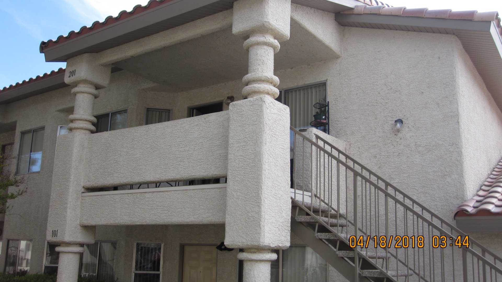 445 Mesa Blvd #201