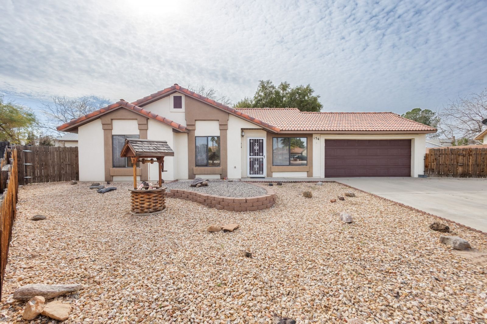  154 Navajo St 