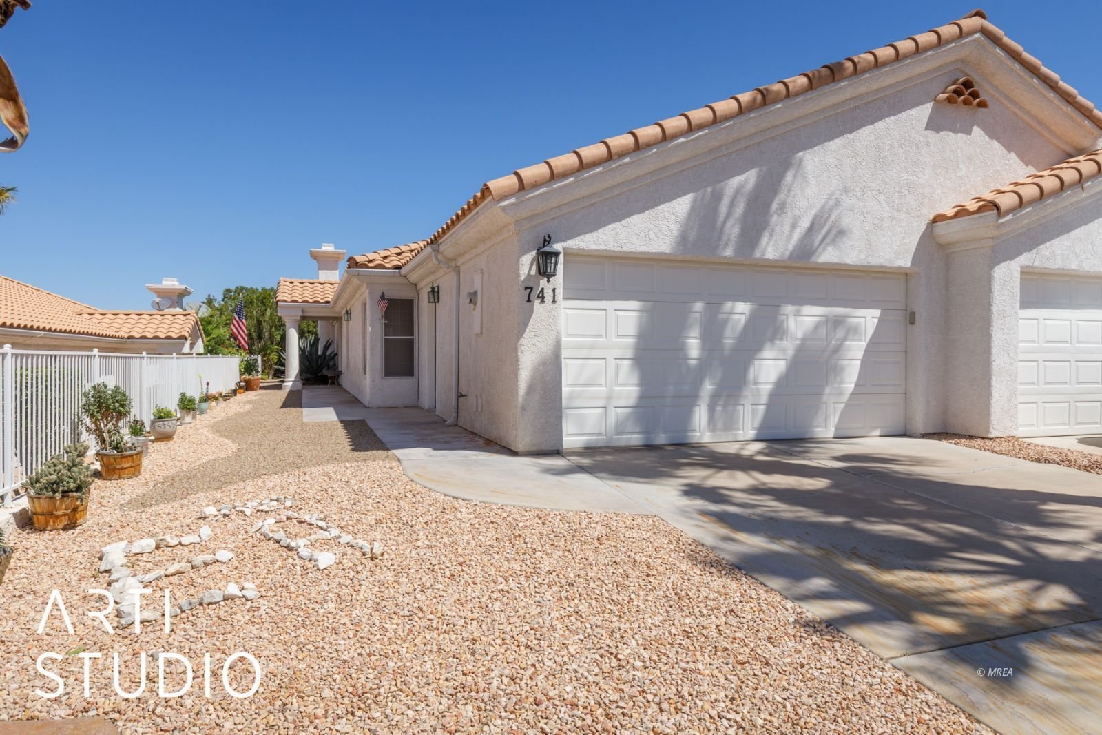 741 Mesa Springs