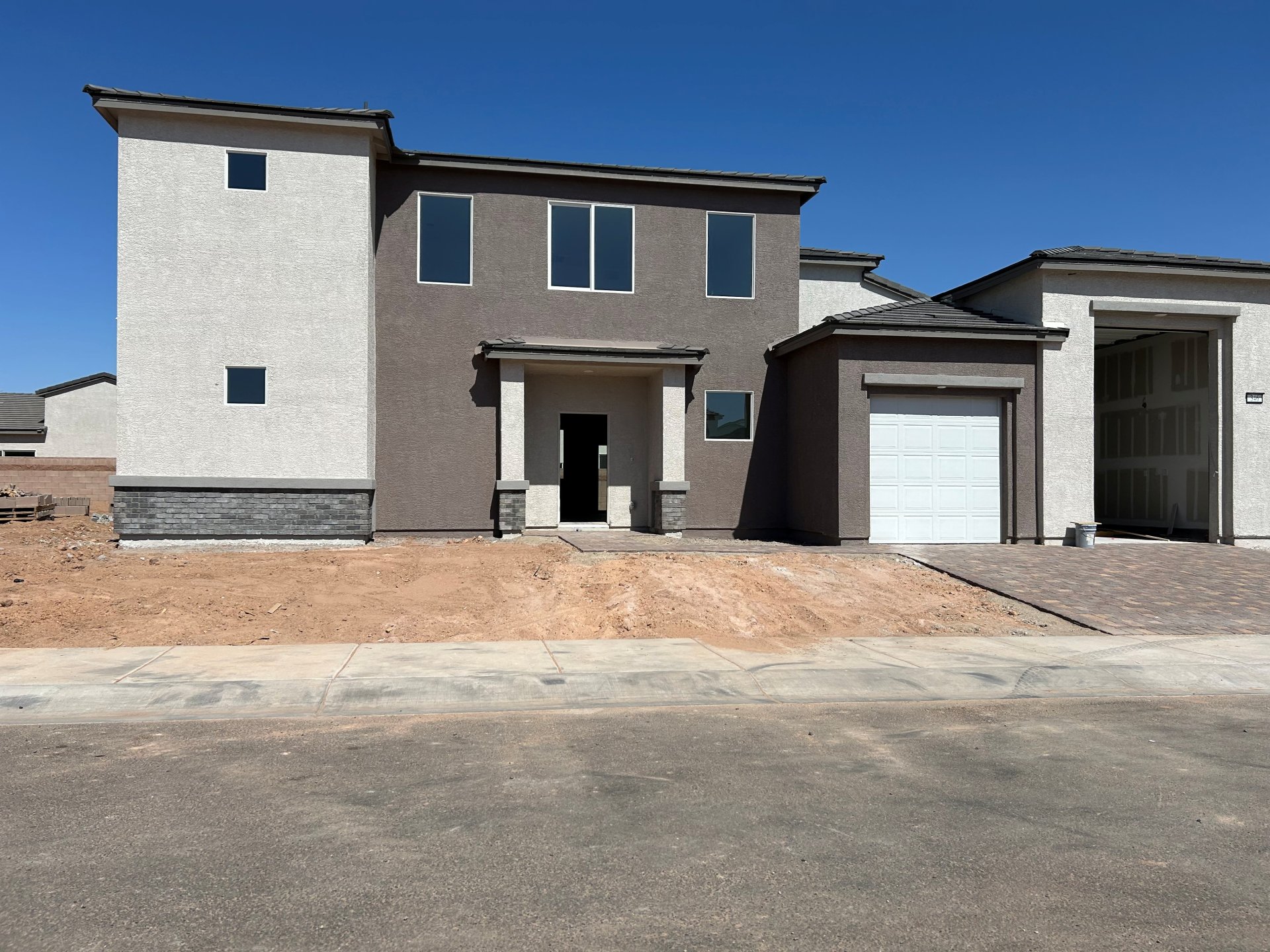 346 Patricia Pl