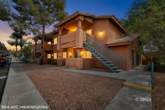 843 Mesquite Springs #101