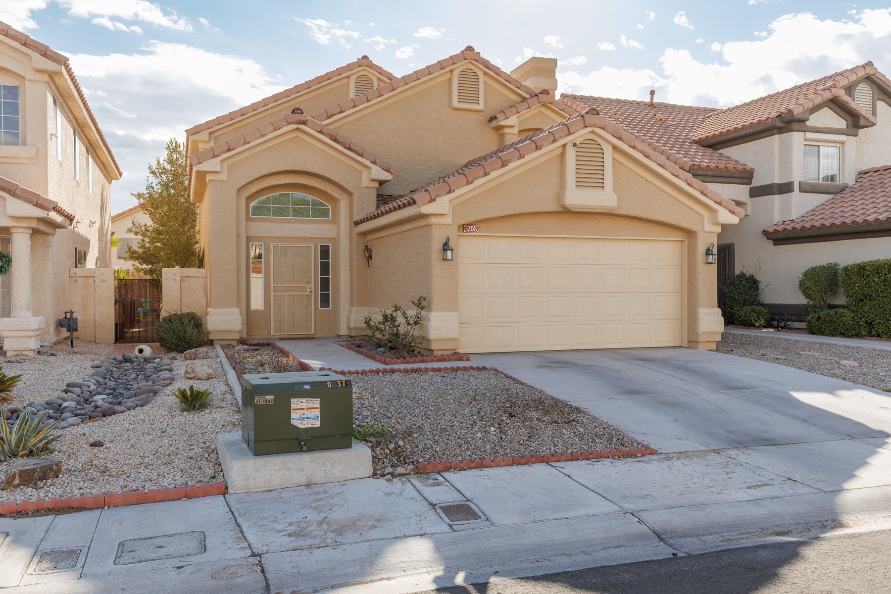 1208 Barton Green Dr