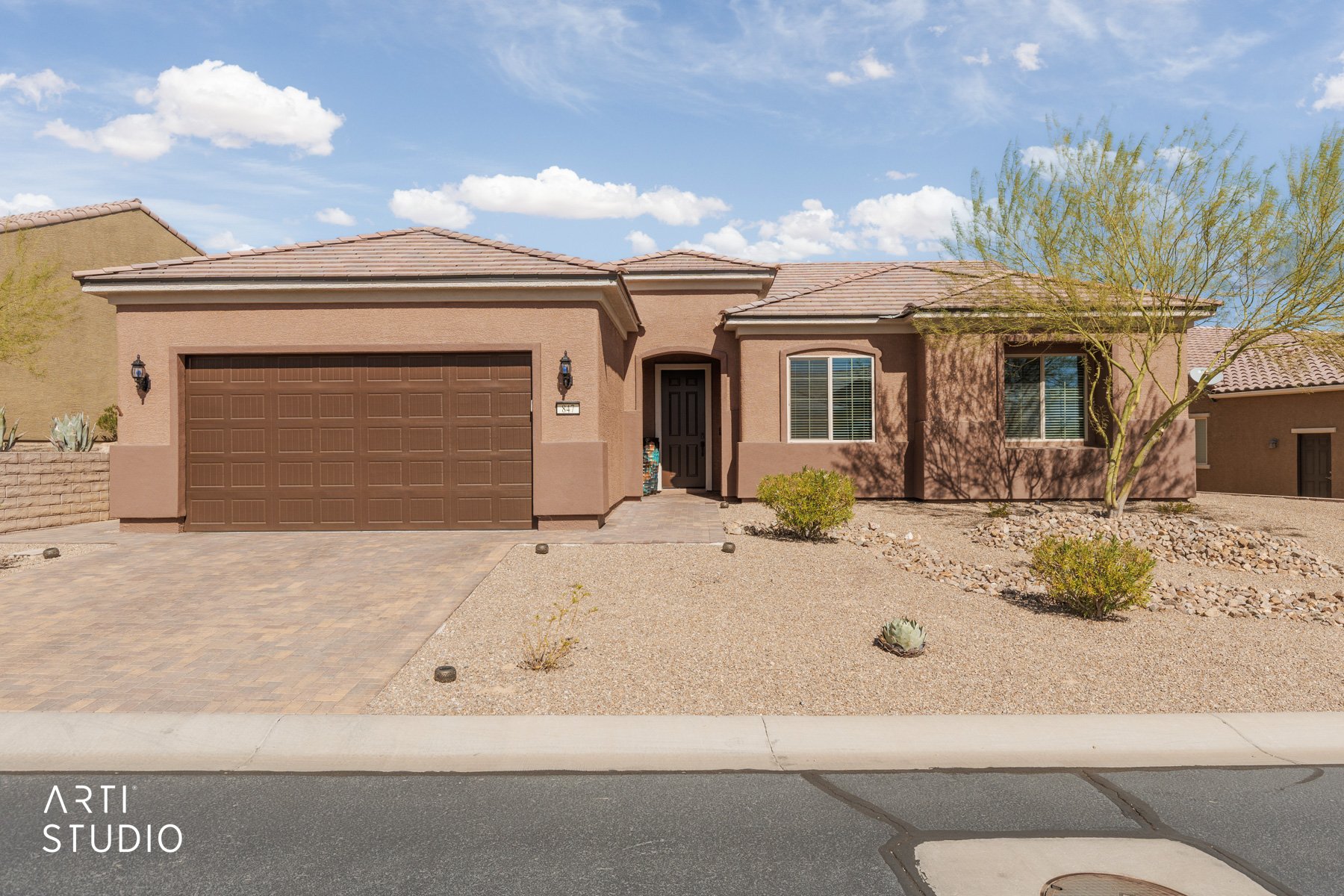 847 Bridle Path Ln