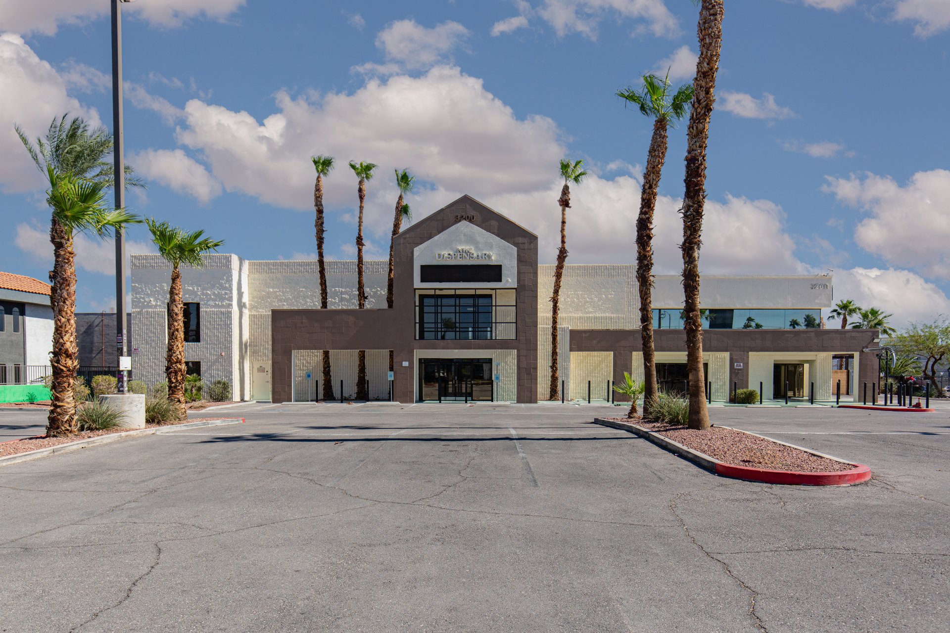 3200 S Valley View Blvd