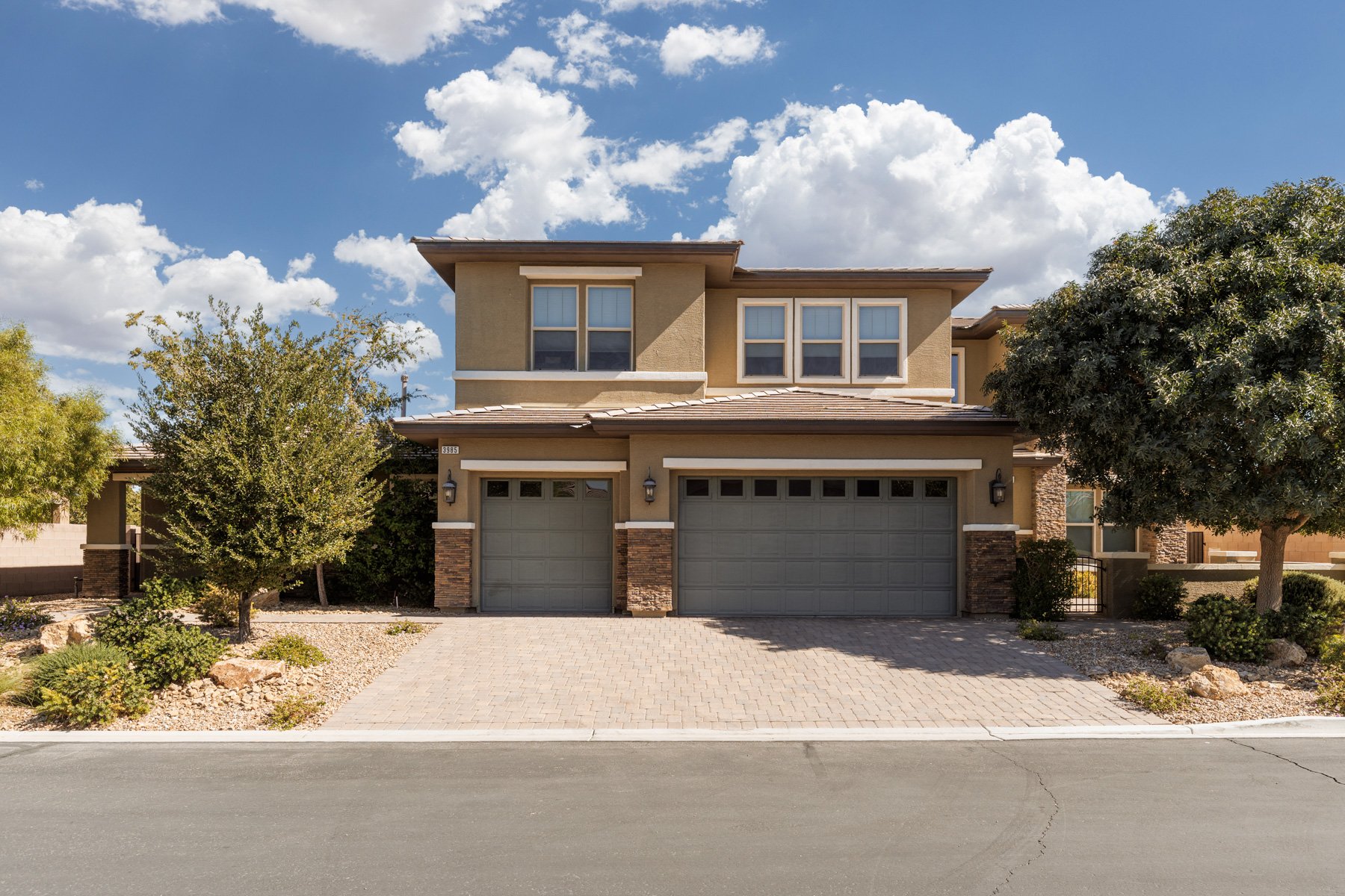 3985 Jacob Lake Cir