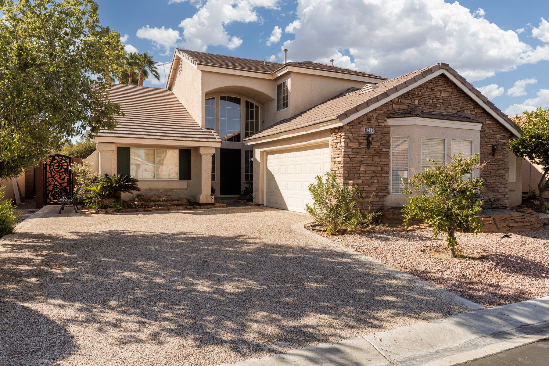 8215 Vista Colorado St