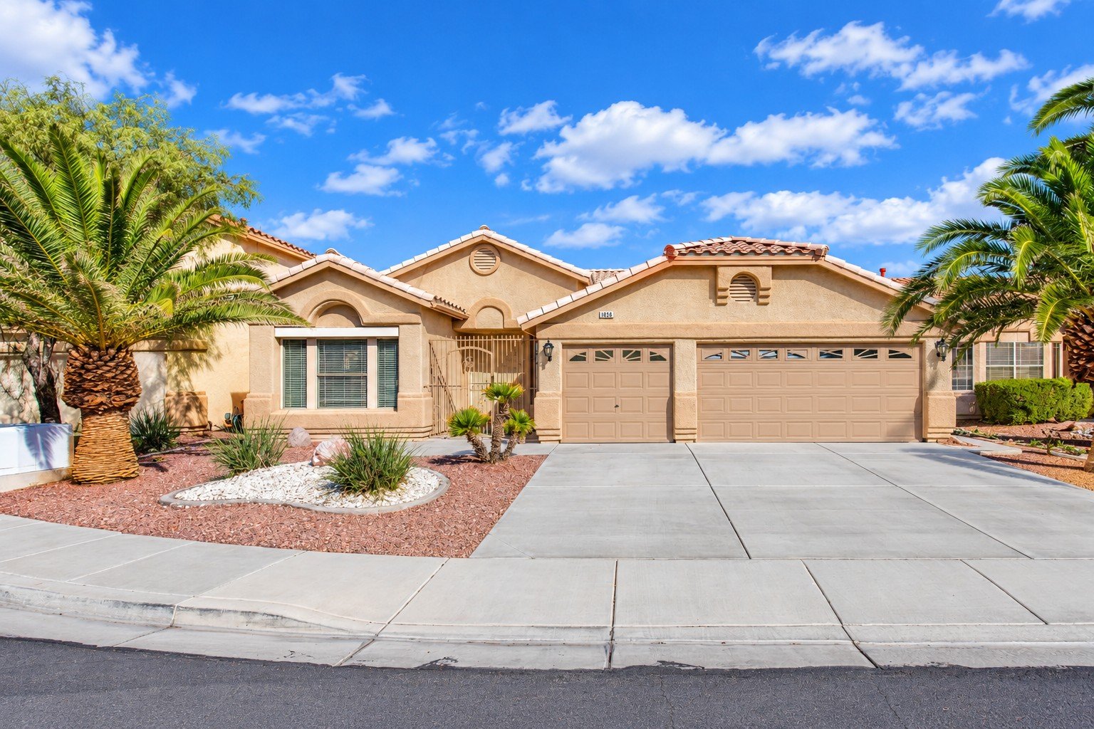 1036 Dodger Blue Ave