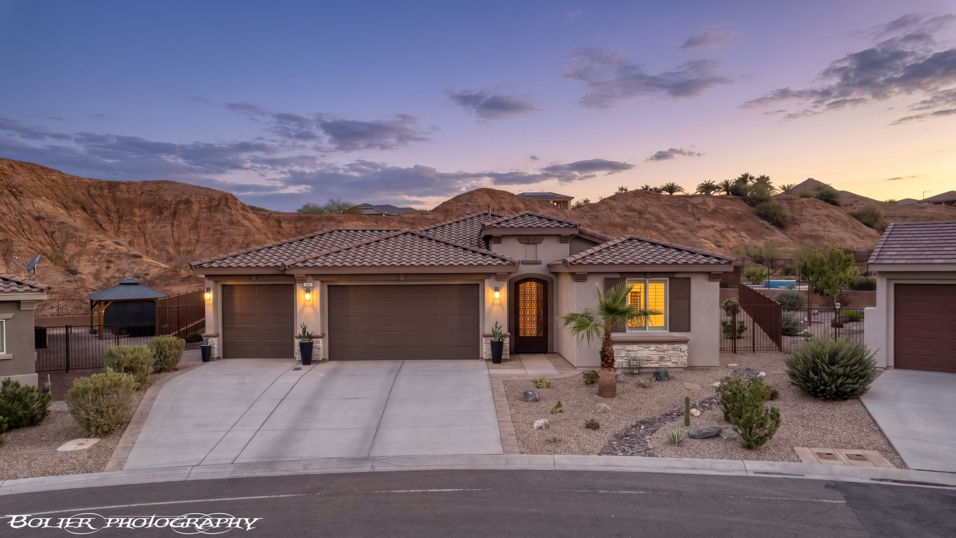 1373 Montrose Crest