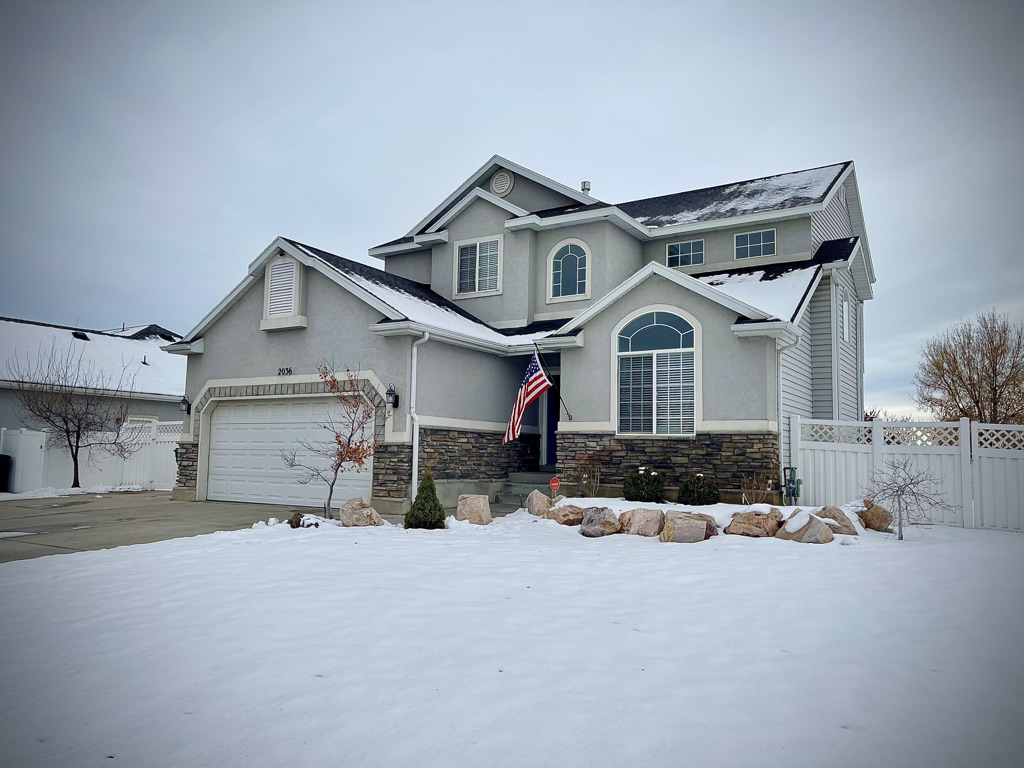 45968 This an an absolutely amazingly remodeled home! New paint, new flooring, Furnace and AC upgraded to 95%+ efficient systems in 2018! The remodeled kitchen will WOW all your friends who come to look. It also boasts ideal indoor/outdoor living with a deck and covered patio as well as Hot Tub hookups in this fully fenced backyard! Inside has a Nest system with cameras, smoke/CO detectors and thermostat that all work together! You won't find a nicer home than this!