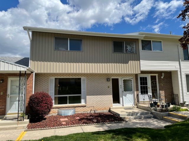 48568 No showings till Open House Sat May 8th from 11:00 to 2:00