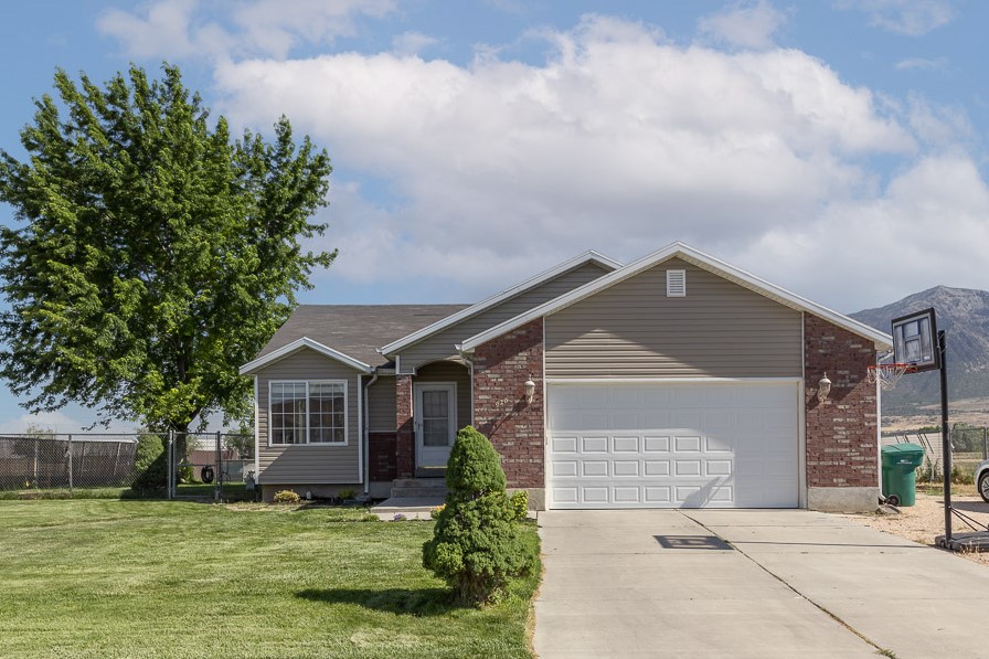 This home has it all from location to views to a floor plan you will appreciate. Large .34 acre lot with unobstructed back yard views of open space and Ben Lomond Peak.