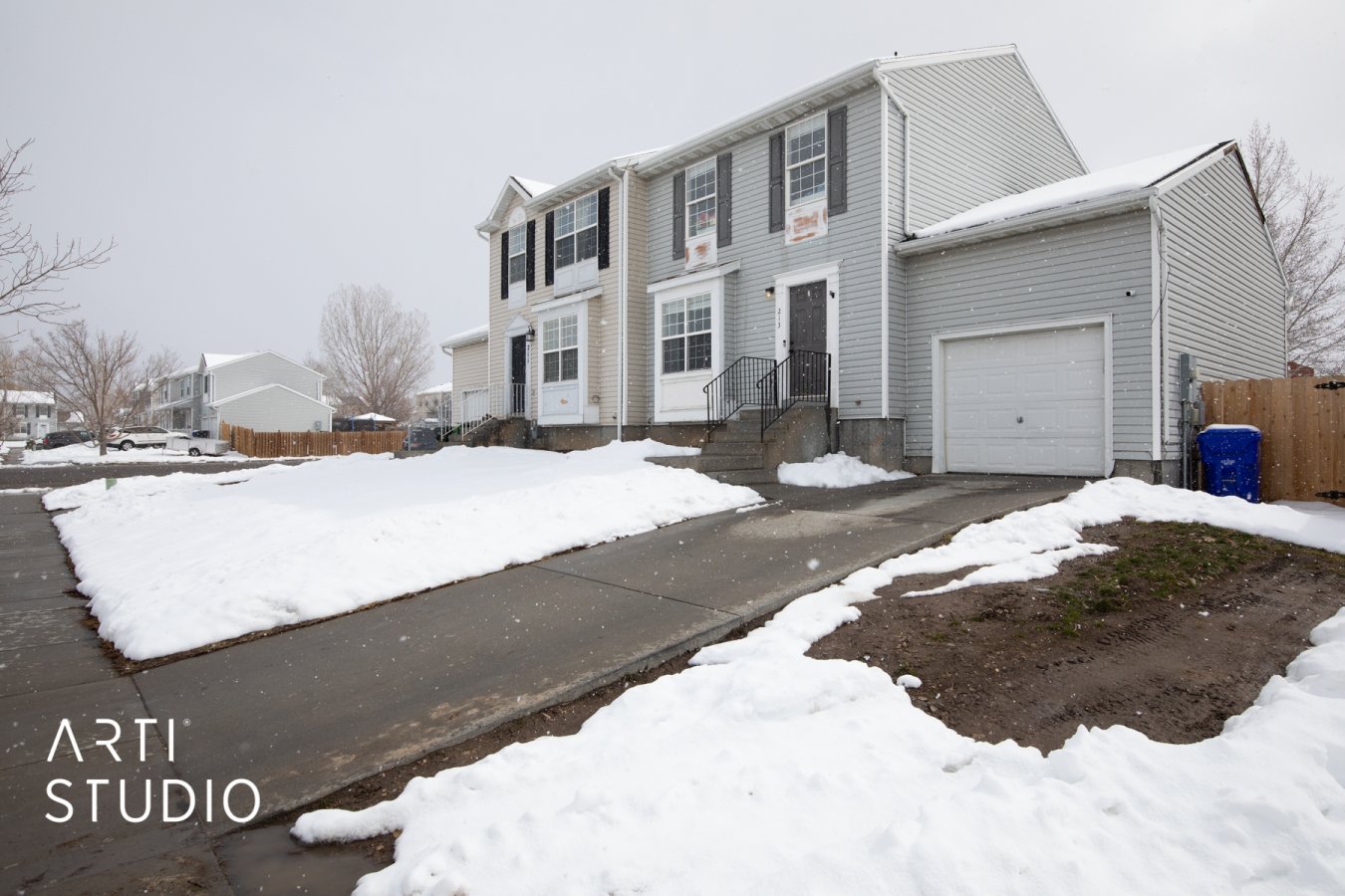 213 W Daniel Dr