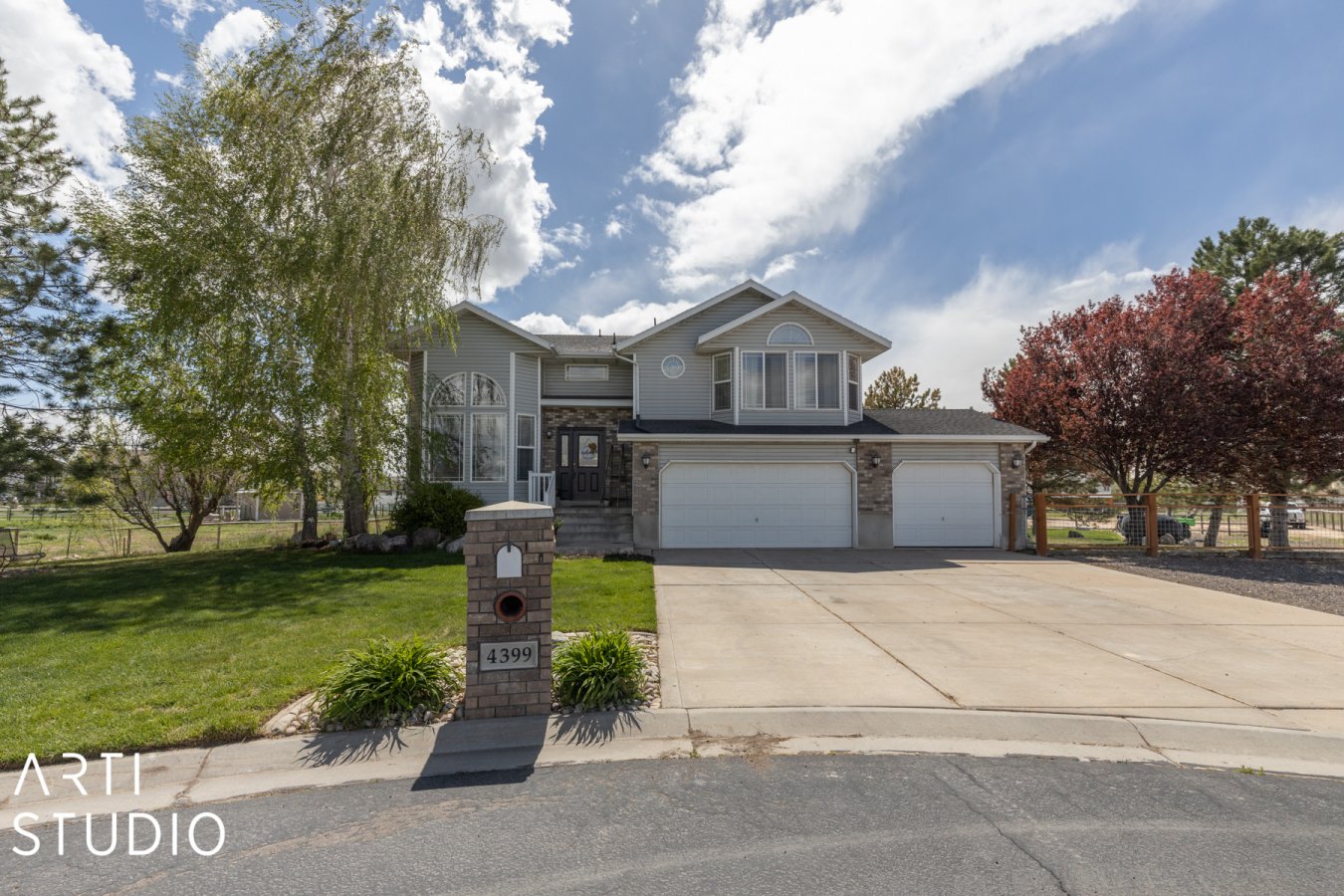 56939 NO SHOWINGS UNTIL OPEN HOUSE ON SATURDAY 5/14 10am-12pm!
Spacious home on 1 acre horse property in sought after West Haven neighborhood. The home is located in a quiet culdesac within walking distance to West Haven Elementary, playground and park. 3 car garage to hold all your toys as well as 30' long RV parking spot to the side of the garage.
All kitchen appliances were updated in 2018 and cabinets and countertops were upgraded in 2020. From the kitchen you have access to a spacious covered deck that overlooks the whole property. You have great spaces inside as well as outside to entertain many guests.
The 2nd level has 4 bedrooms, 2 full bathrooms and laundry room. Basement has 2 bedrooms, 1 full bathroom as well as a big area for an office, second living room or theater room. French doors lead from the basement into the nice backyard. Backyard features a nice playhouse and great climbing trees, designated garden area and pasture with good sized shed to hold whatever you need to store.
The home Solar Panels were installed in 2018 and will be paid off at closing.
The furnace was replaced in 2020. Home also has a reverse osmosis system and a water softener.
Newer furnace. Square footage figures are provided as a courtesy estimate only and were obtained from county records. Buyer is advised to obtain an independent measurement.