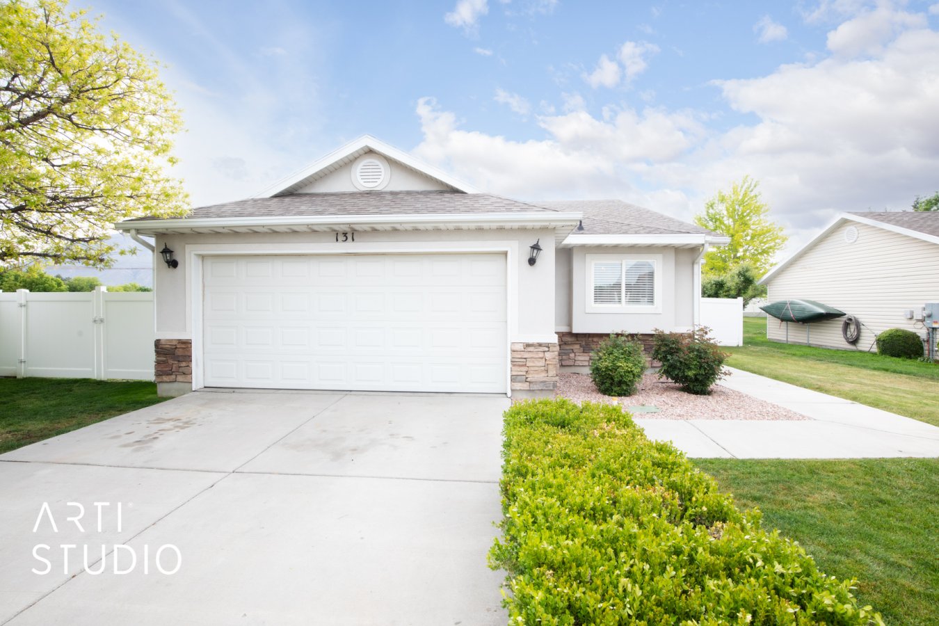 57384 Charming single-level living in a lovely Provo neighborhood. Minutes from BYU and UVU Easy access to I-15 cute house in Provo! It's a single-level home with 3 beds and 2 full baths! A super open kitchen, and living room area! Fenced-off the backyard.