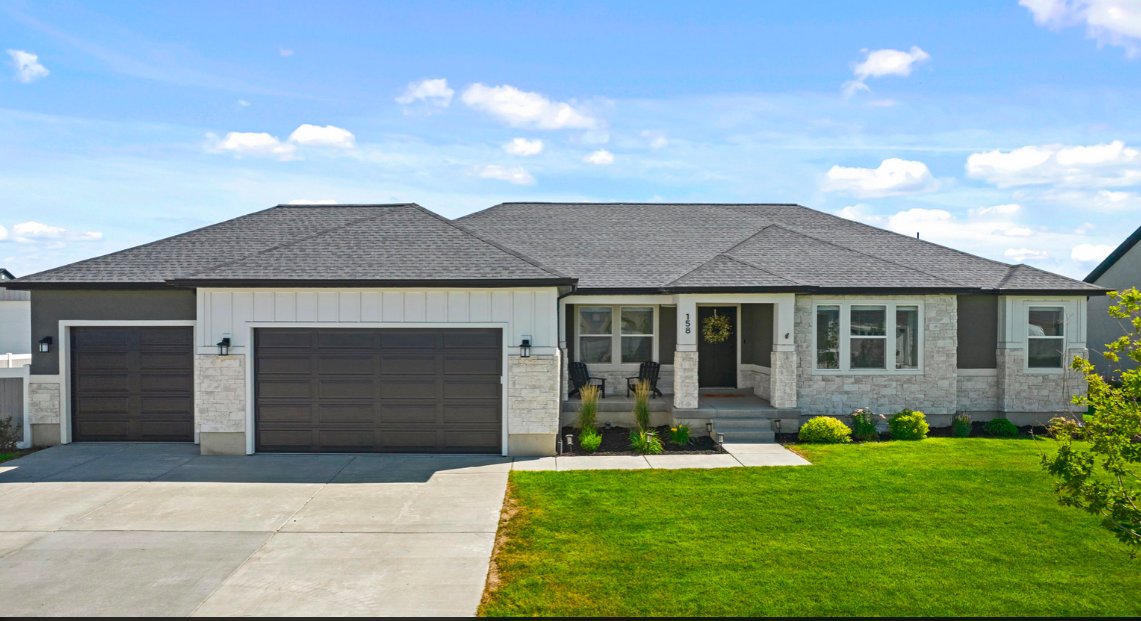 158 E. Trail Rider Peak Dr. 