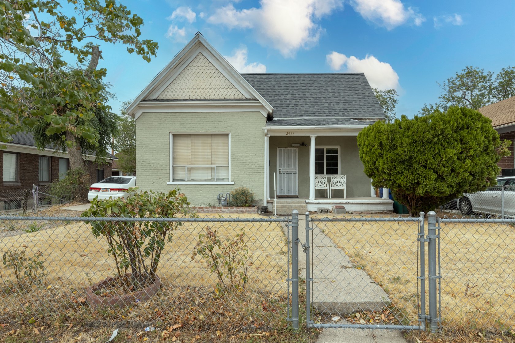 2977 Grant Ave
