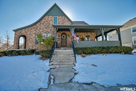 4271 W Iron Mountain Dr