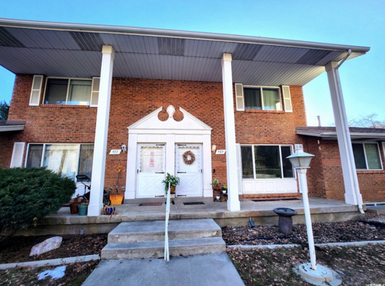 909 East 1015 South