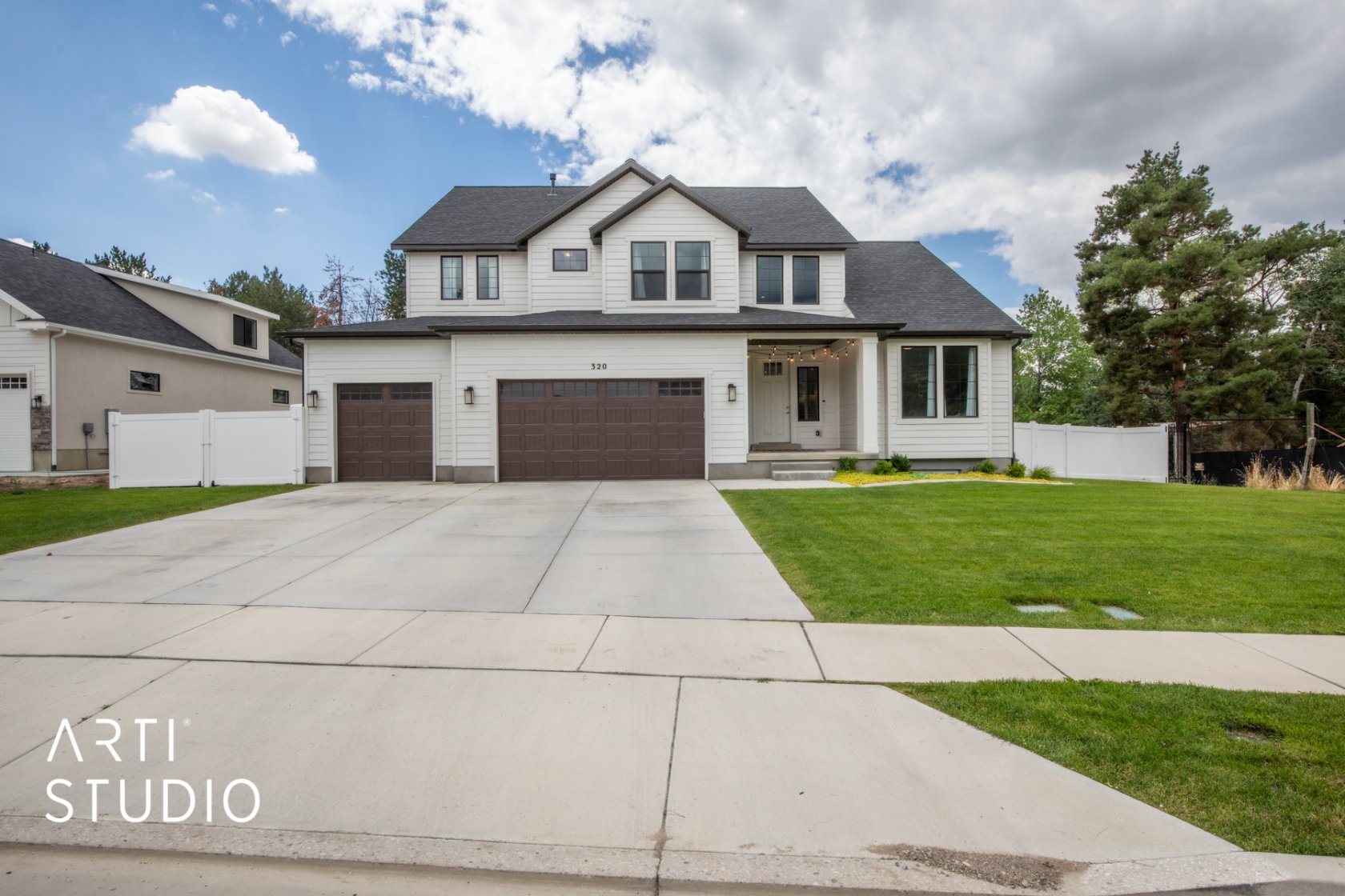320 Robert Circle