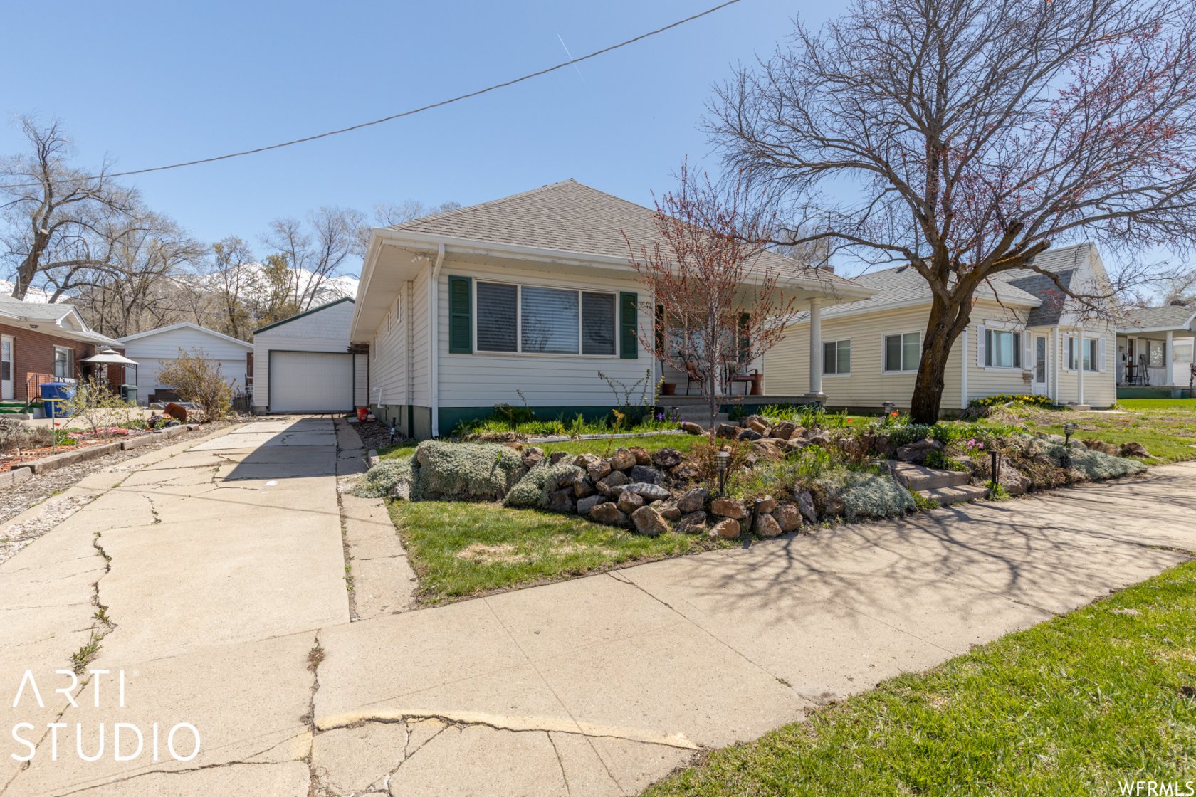 3542 Ogden Ave