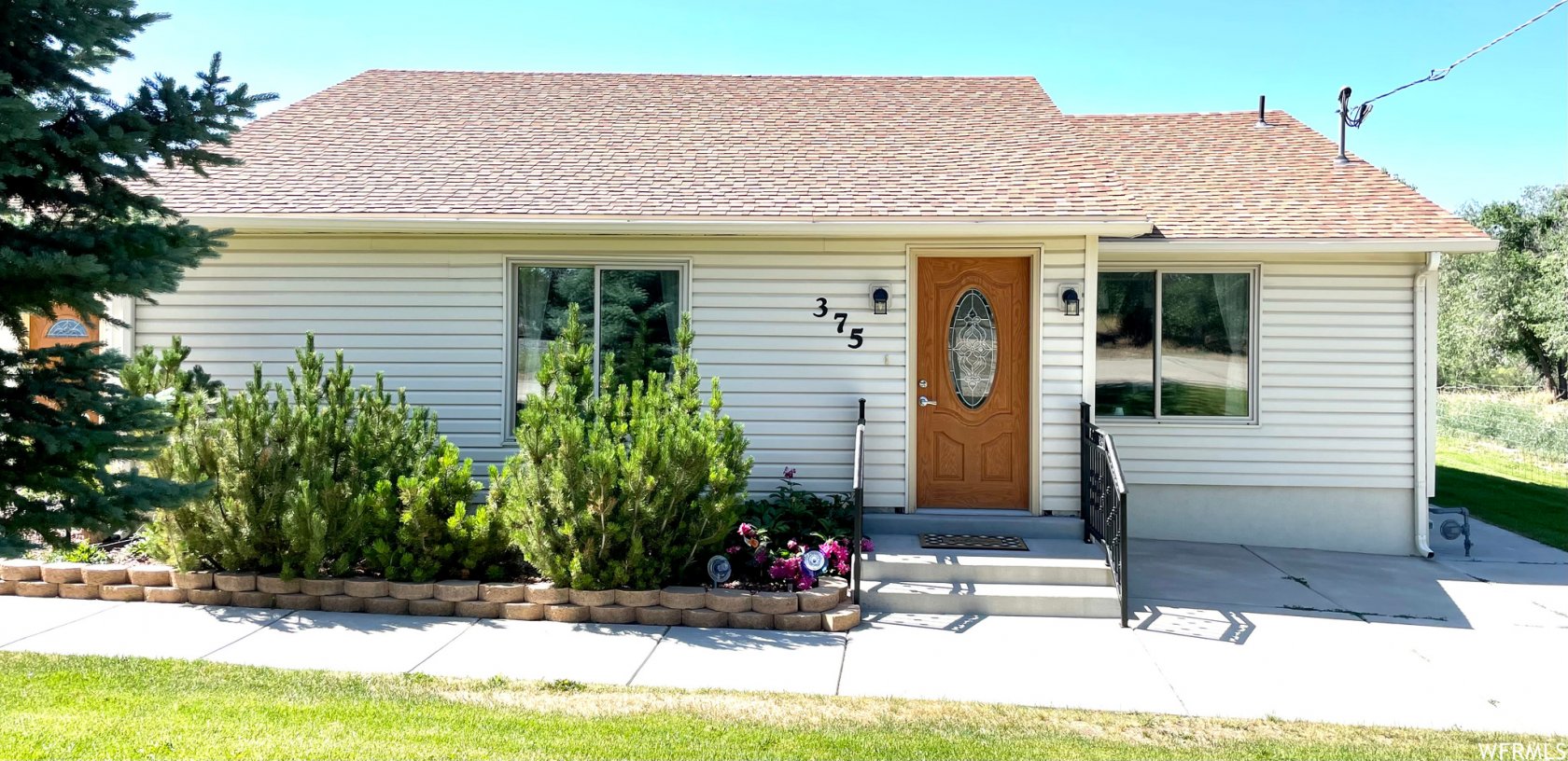 375 W Main Street