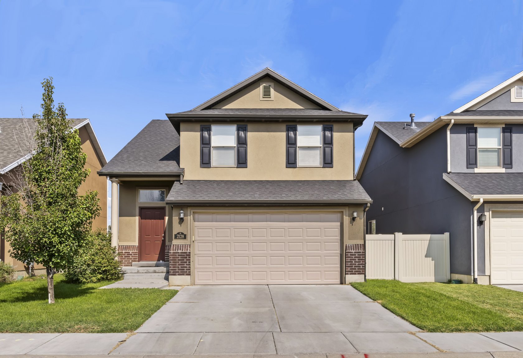 2128 West Foxwood St.